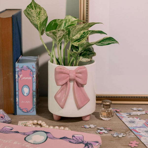 shabby chic indoor plant pots Steel Mill & Co Cute Ceramic Footed Planter For Indoor Flowers/Plants, Small Decorative Pot With Drainage Hole For Mothers Day