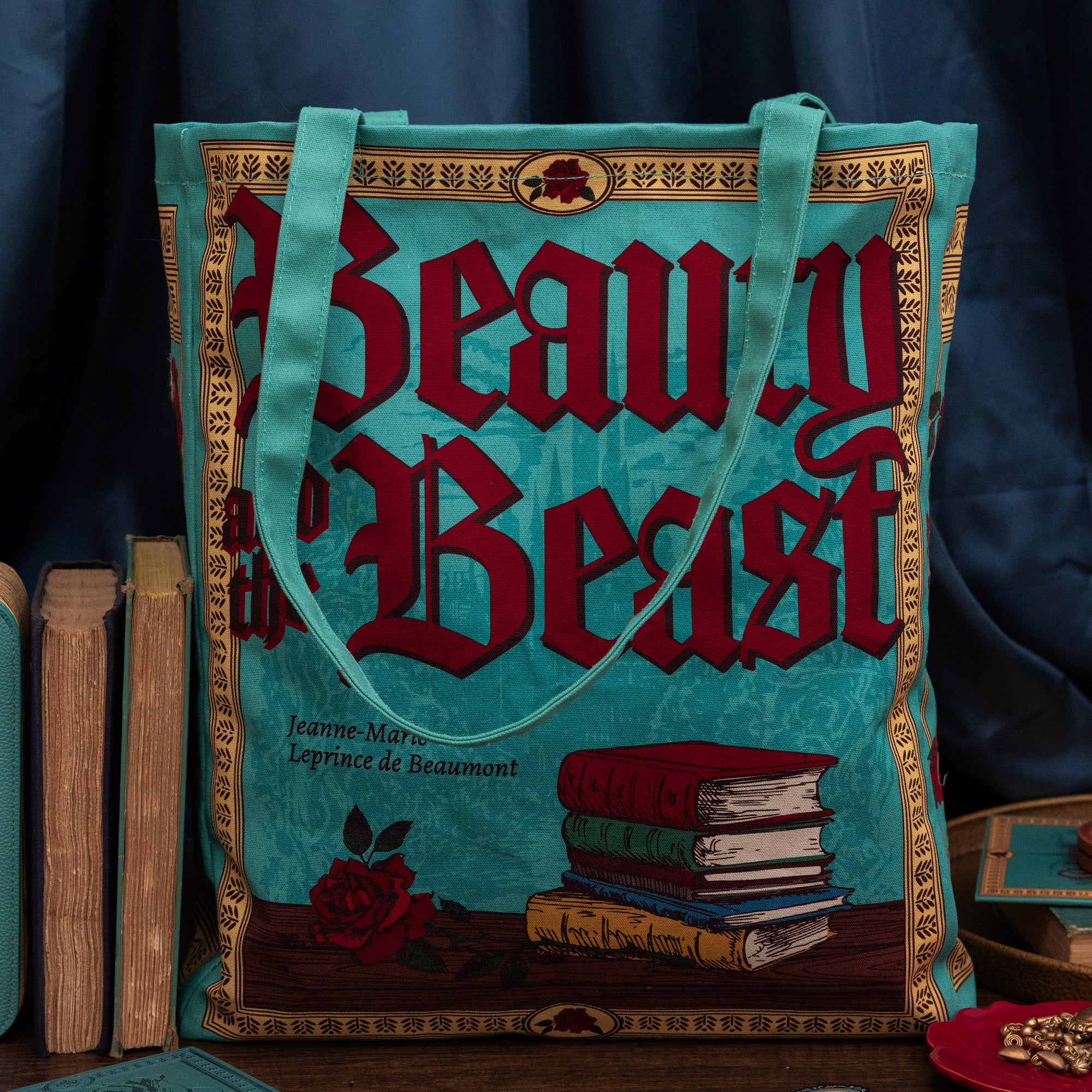 Tote bag with 'Beauty and the Beast' book cover design