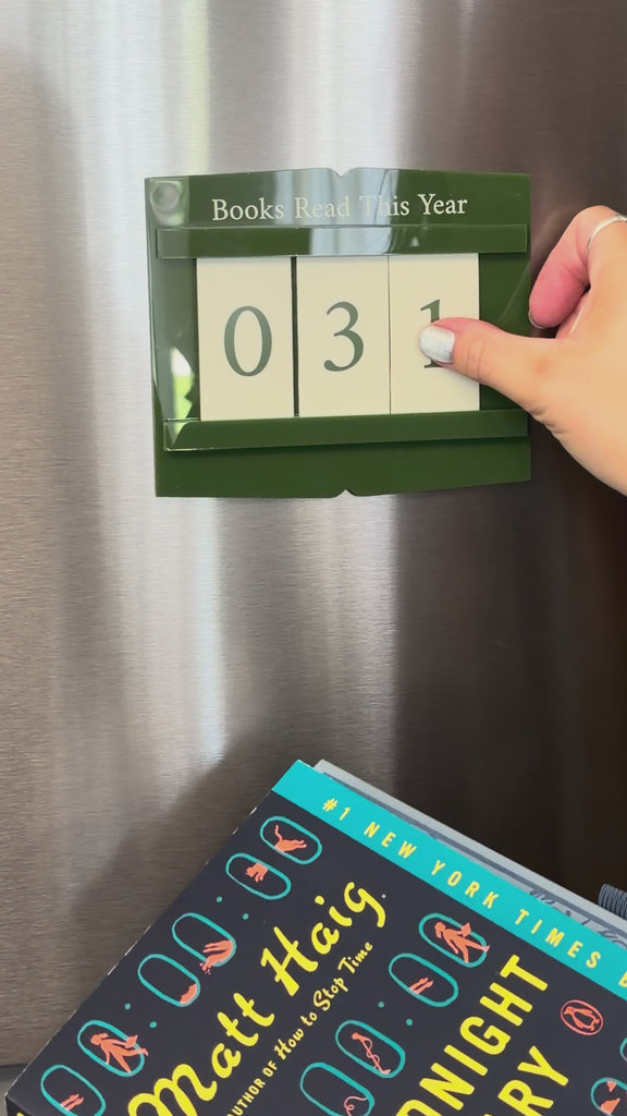 model putting how many books they have read this year